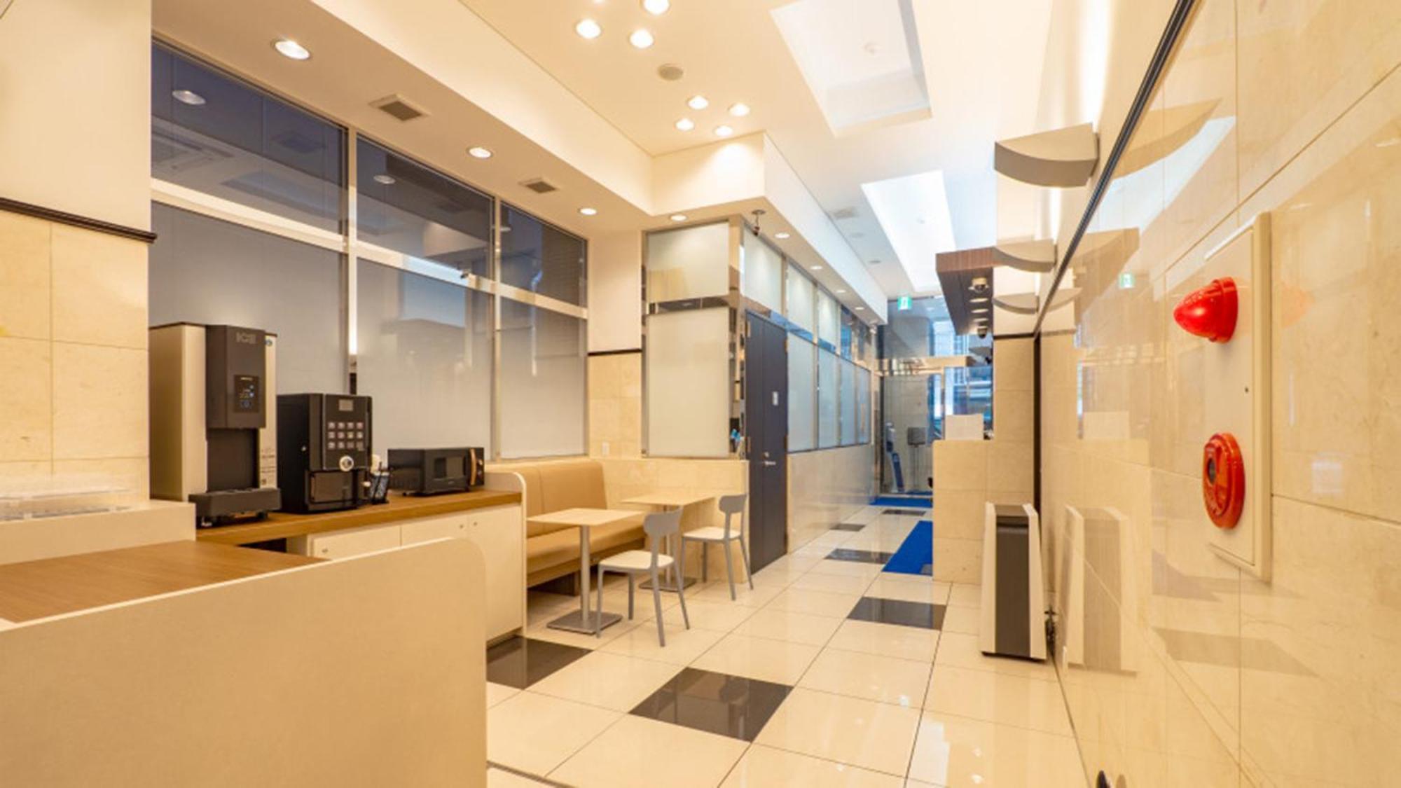 Toyoko Inn Tokyo Eki Yaesu Kita Guchi 外观 照片