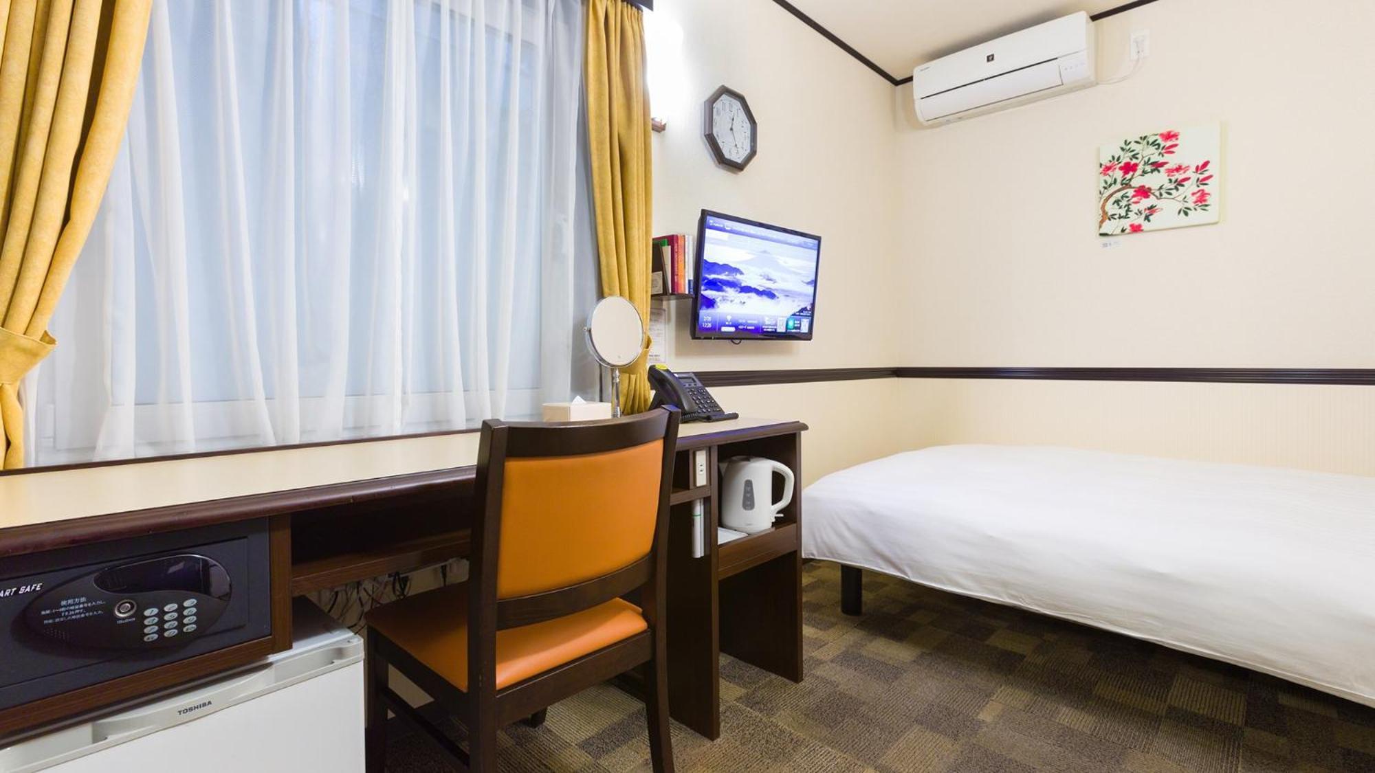 Toyoko Inn Tokyo Eki Yaesu Kita Guchi 客房 照片